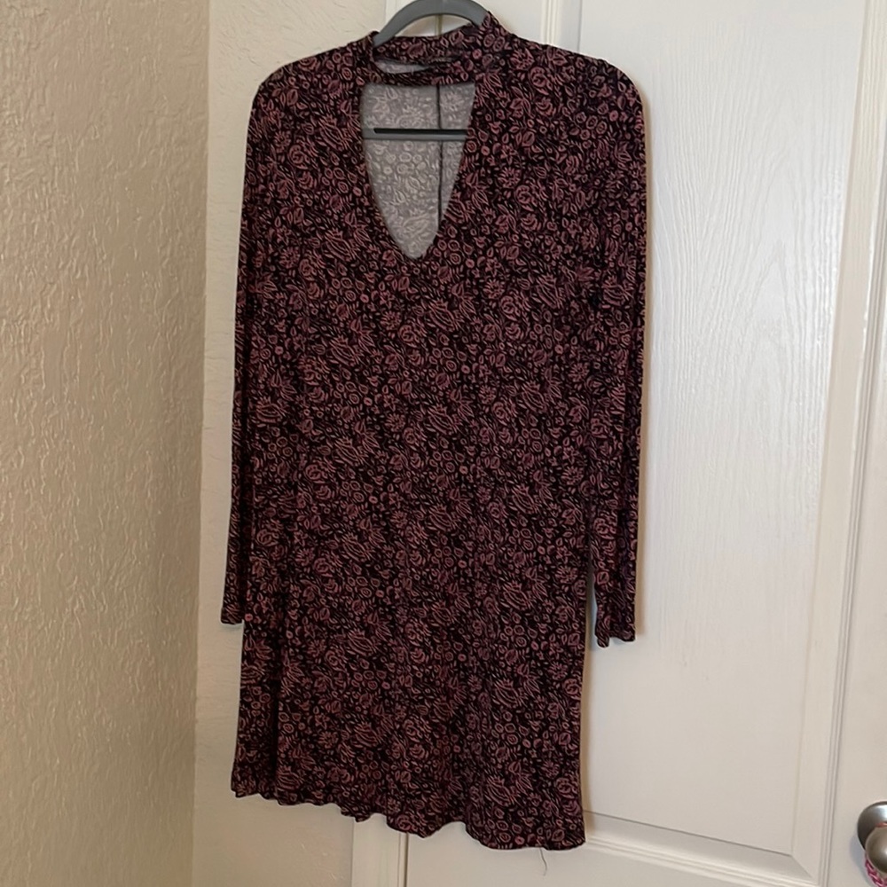 Large Express Dress pink black floral cut out deep v neck
